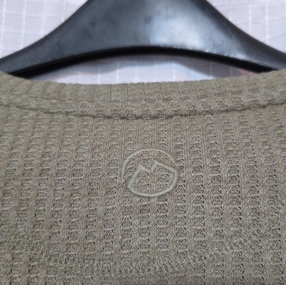 Magellan Womens Top S Green Waffle Knit Boyfriend Fit V Neck Long Sleeve - Picture 5 of 7